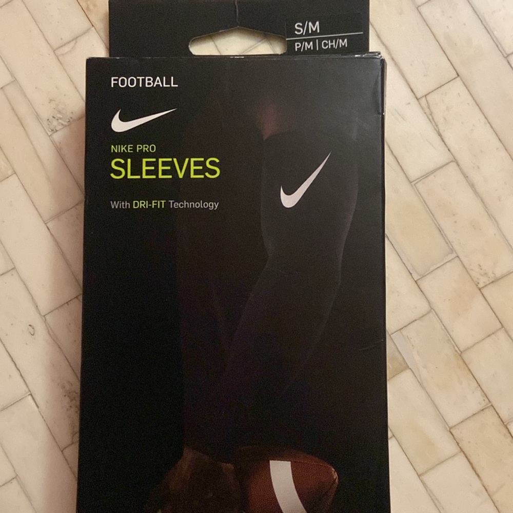 Nike pro sleeves - Picture 3 of 5